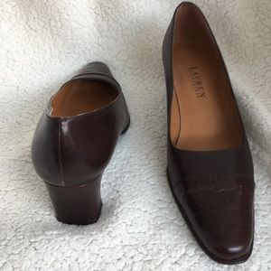 Ladies Ralph Lauren brown pumps